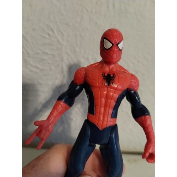 ULTIMATE SPIDER-MAN (Rhino Rampage Set Variant) Figure, Hasbro 2015 5 1/2 in. - Picture 5 of 7